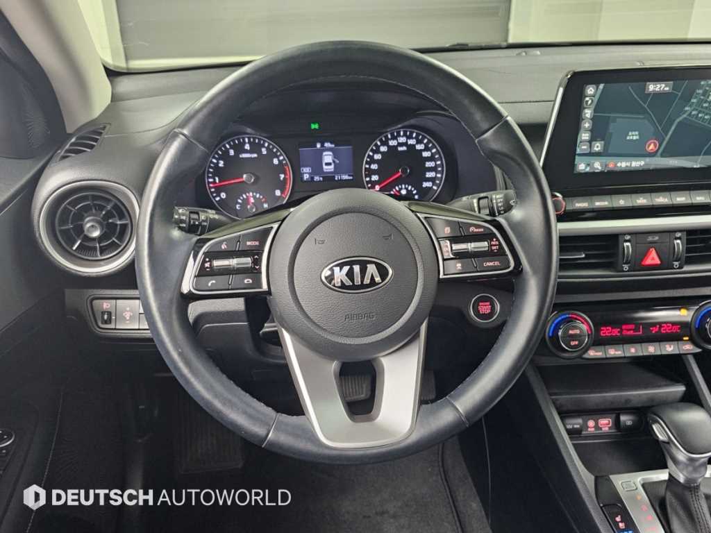 Kia K3 — photo 13