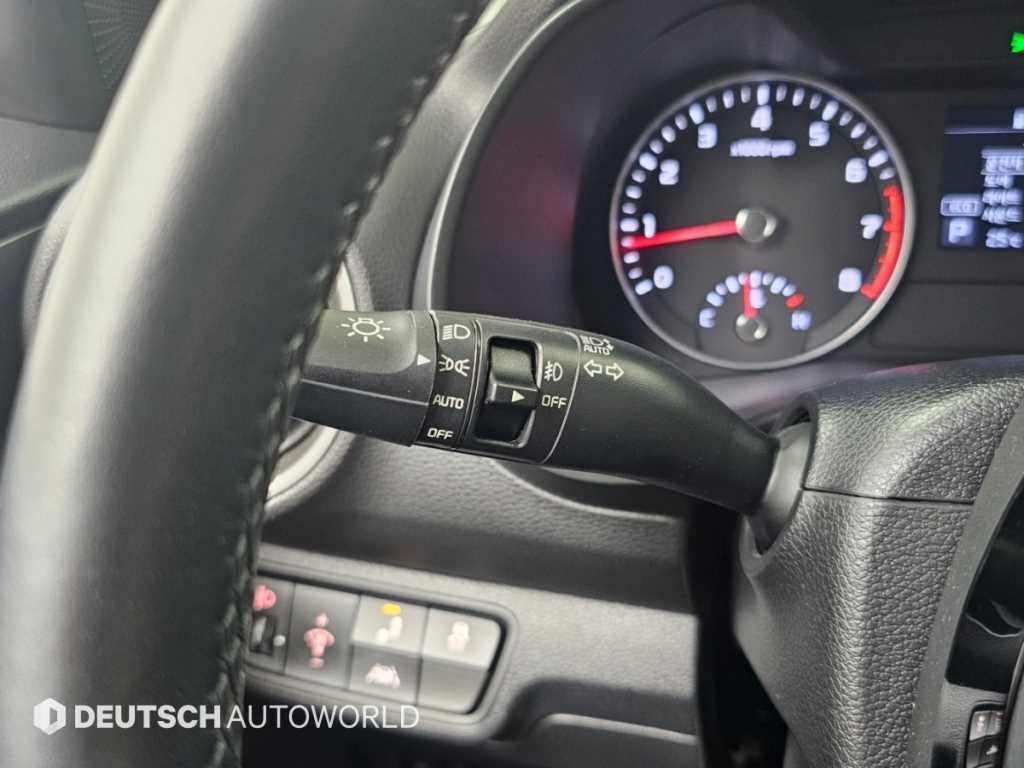 Kia K3 — photo 16