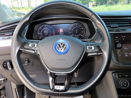 Volkswagen Tiguan — photo 08