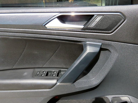 Volkswagen Tiguan — photo 11