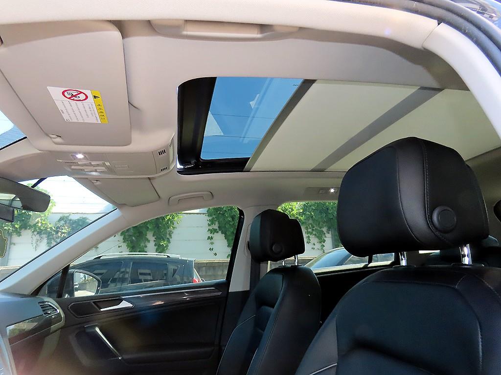 Volkswagen Tiguan — photo 16