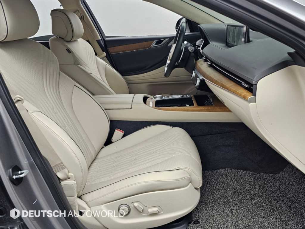Genesis G80 — photo 10