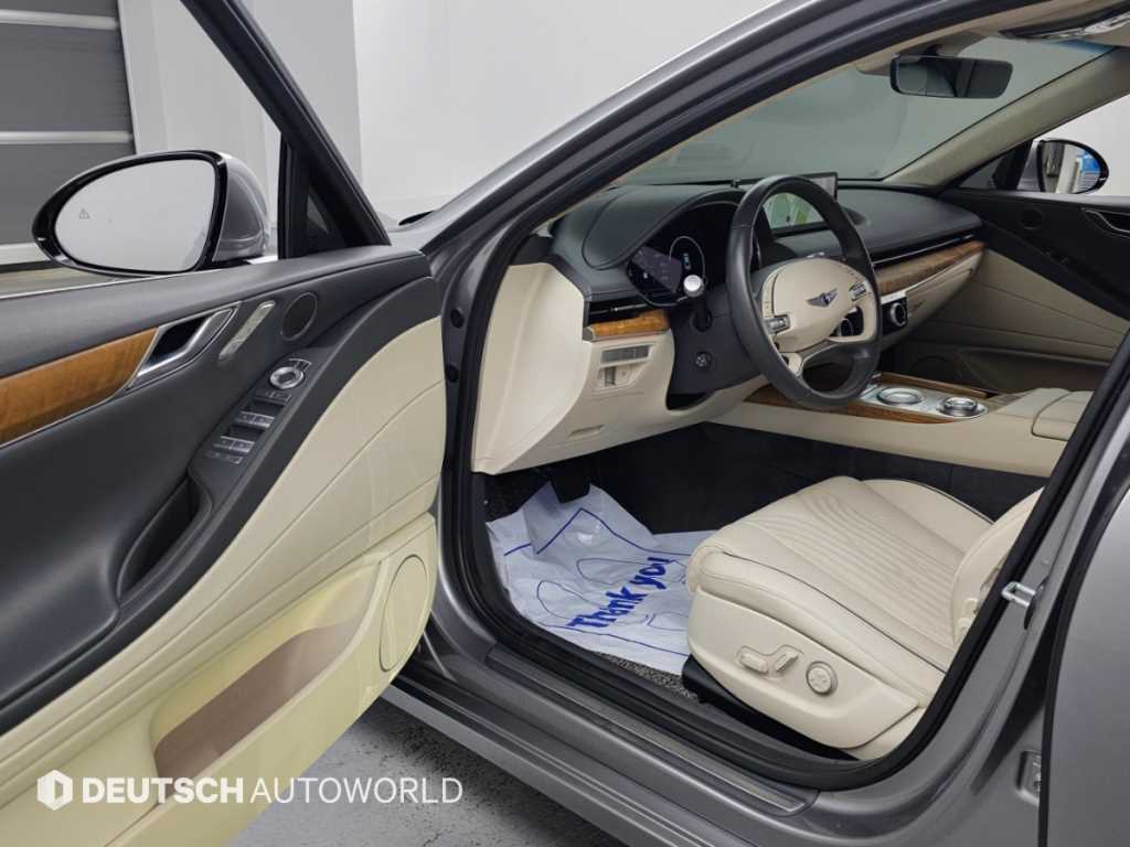 Genesis G80 — photo 11