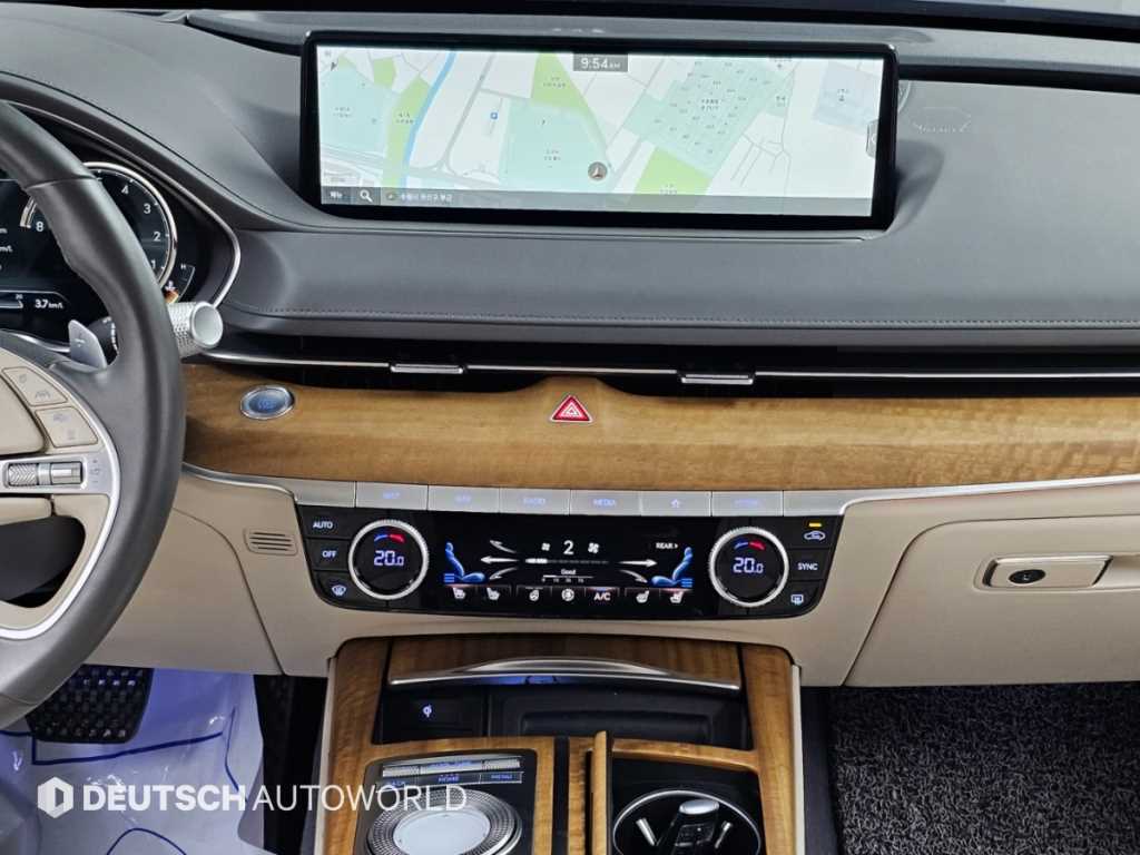 Genesis G80 — photo 14