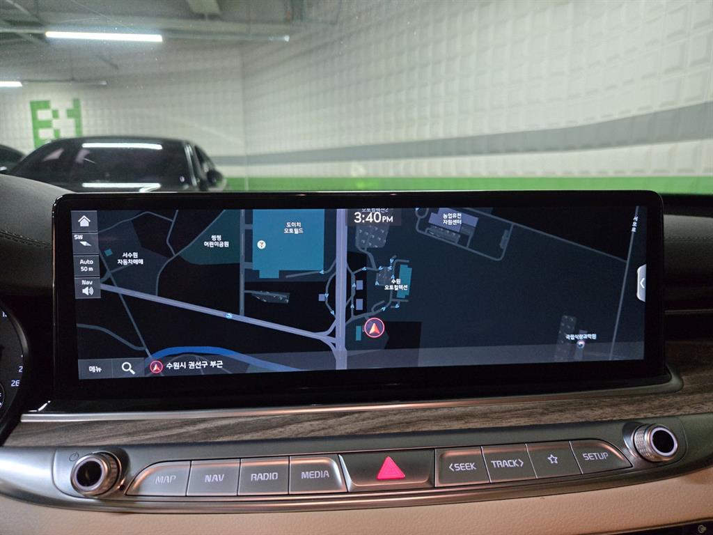 Kia K9 — photo 12