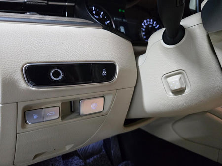 Kia K9 — photo 17