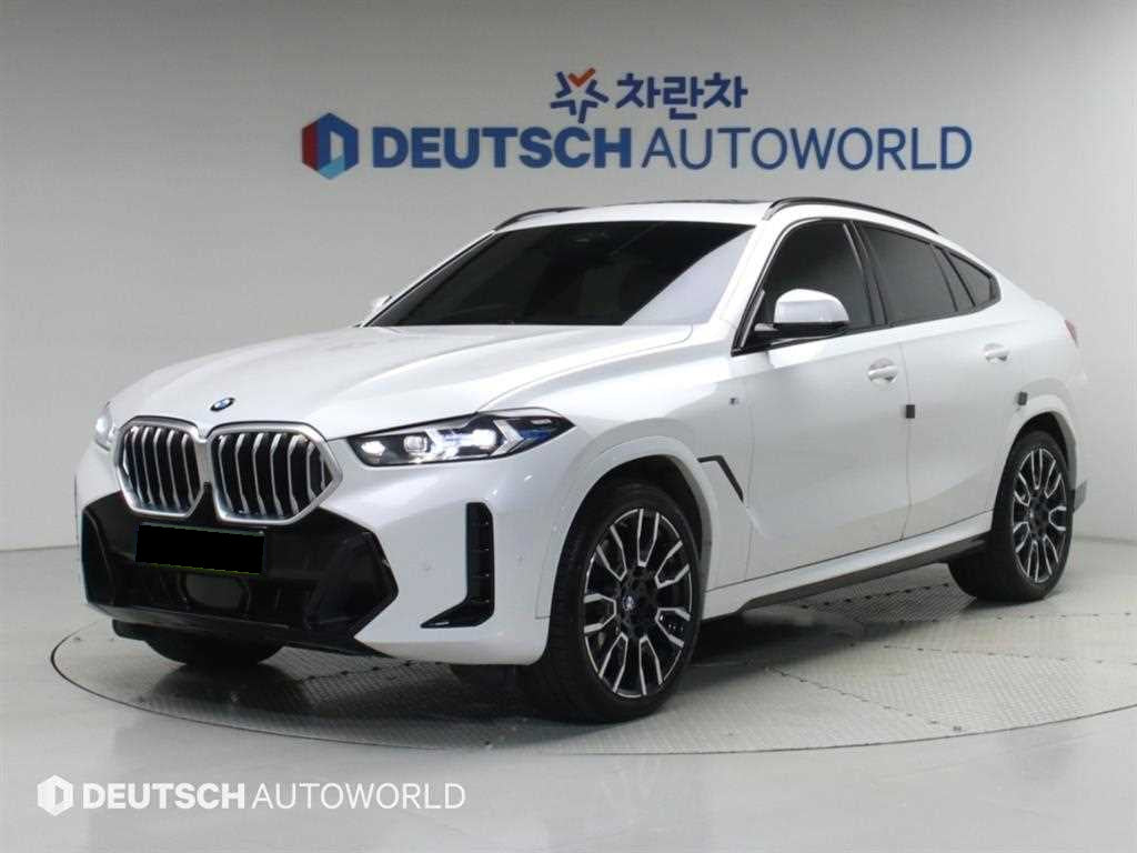 BMW X6 — photo 01
