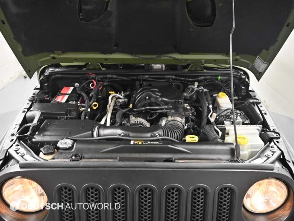 Jeep Wrangler — photo 06