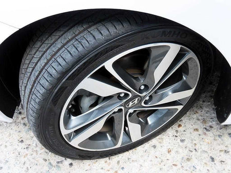 Hyundai Avante — photo 19