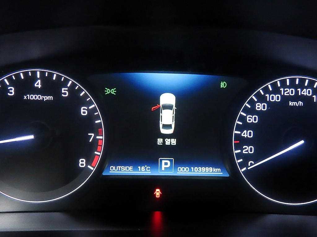 Hyundai Equus — photo 09