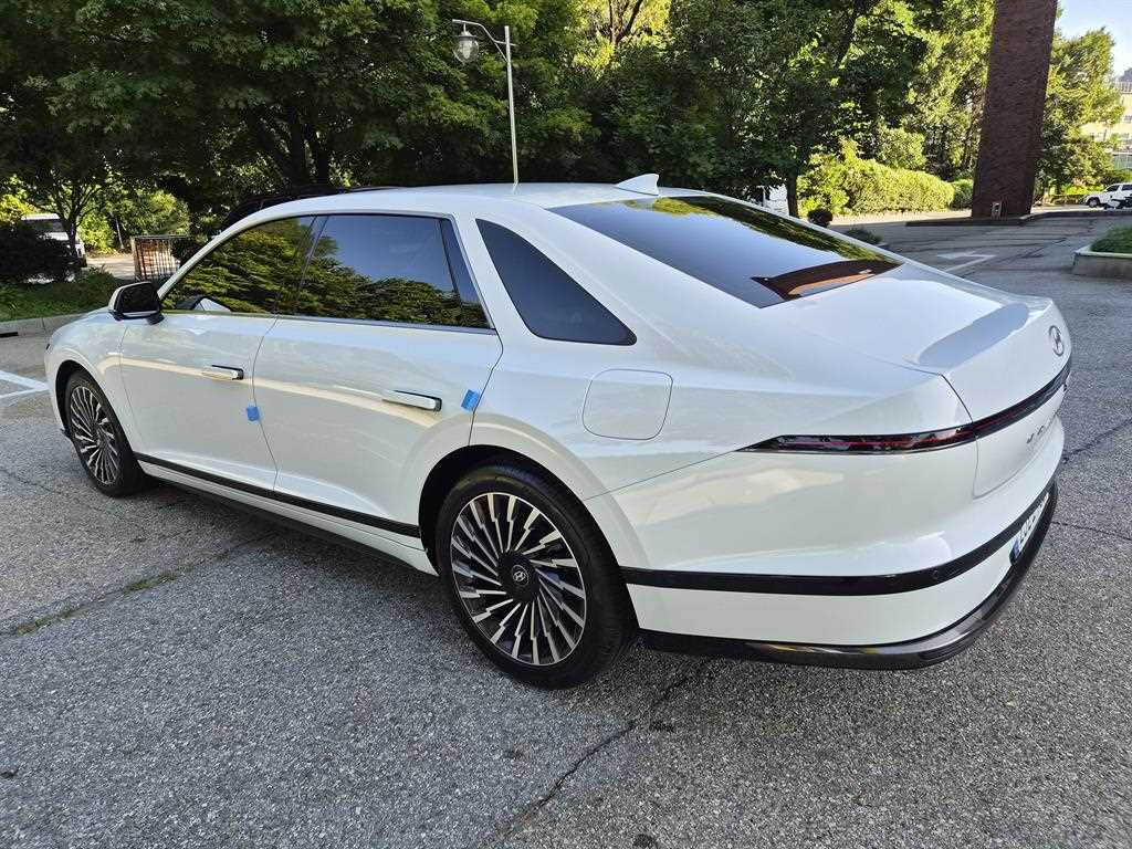 Hyundai Grandeur — photo 03
