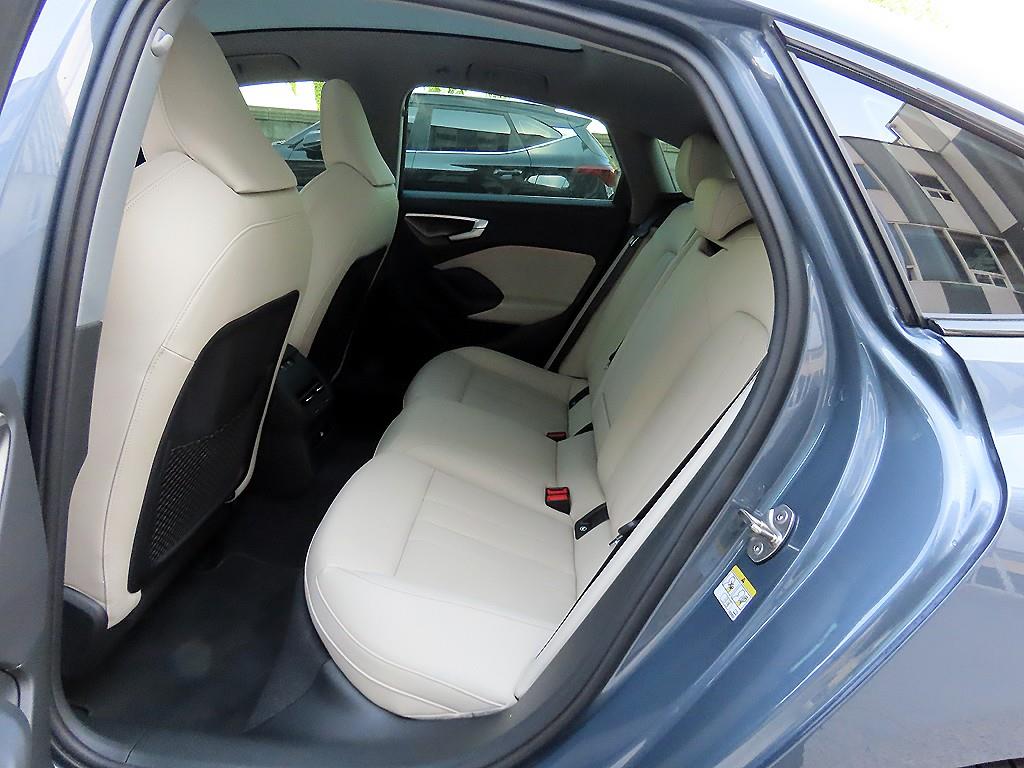 Audi A5 — photo 06