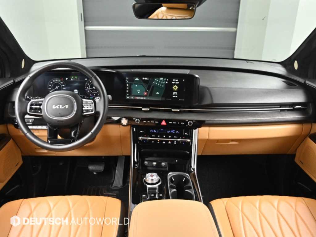 Kia Carnival — photo 07
