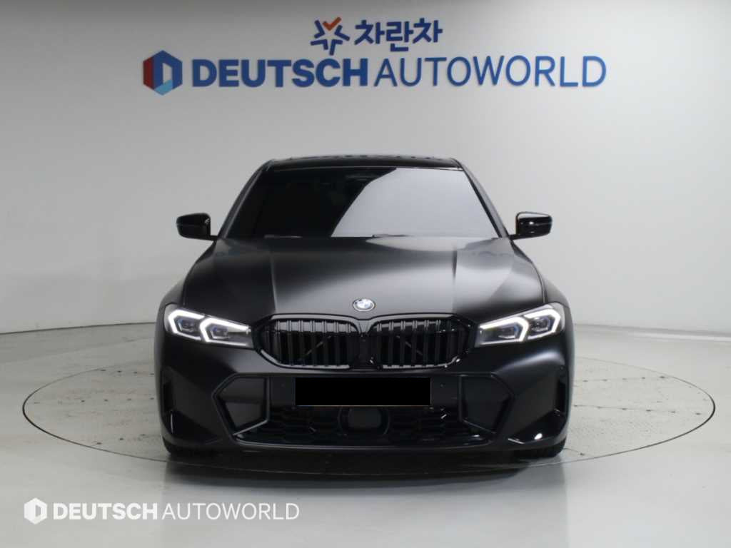 BMW 3-Series — photo 03
