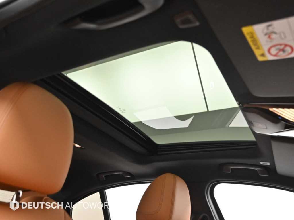 BMW 3-Series — photo 18