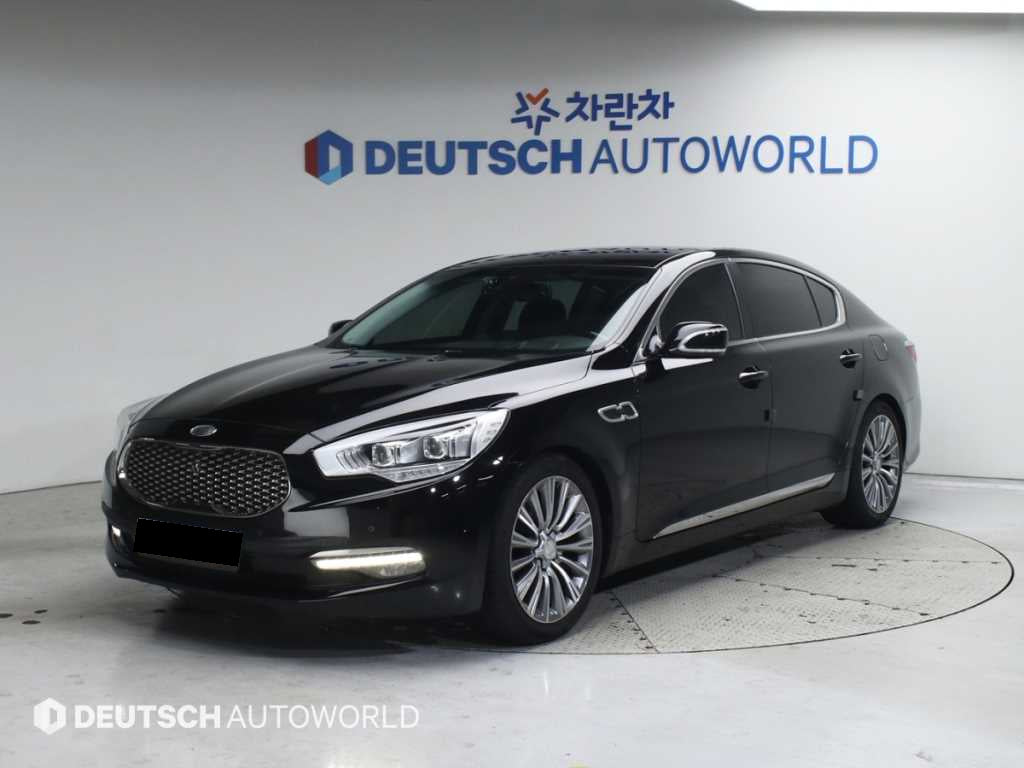 Kia K9 — photo 01
