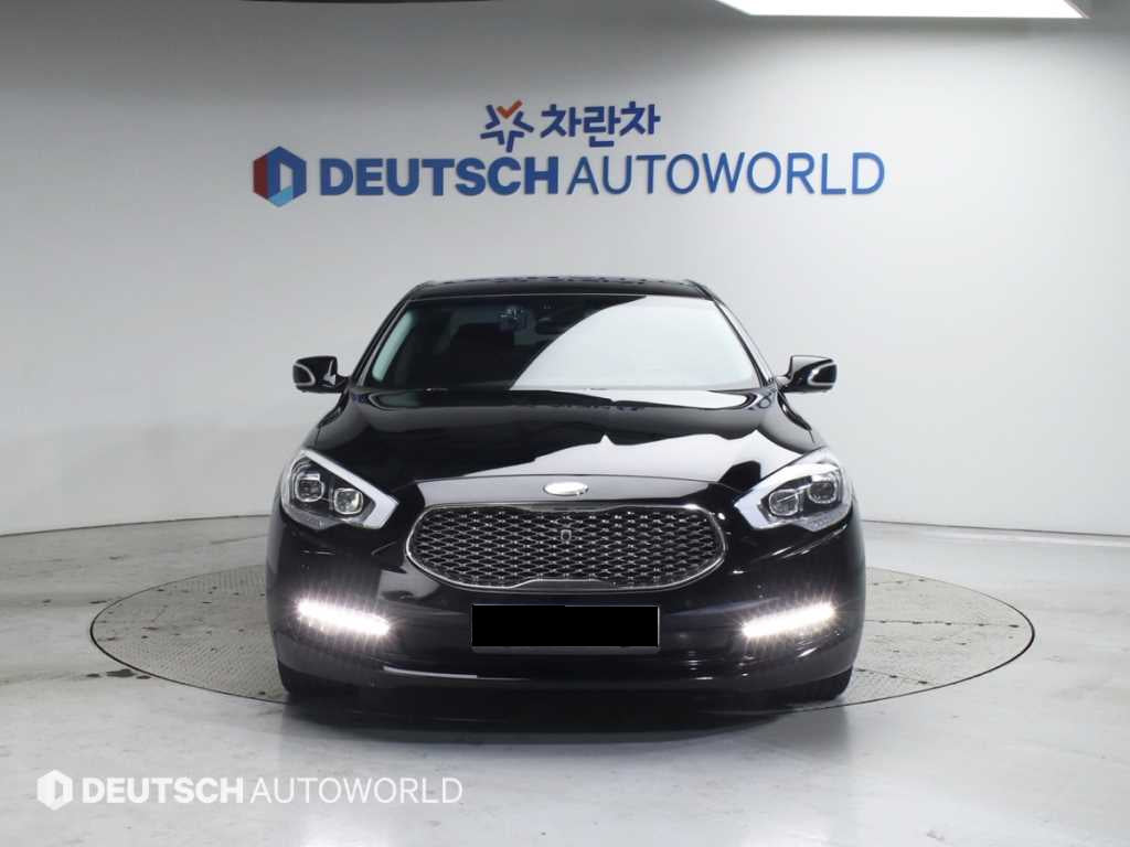 Kia K9 — photo 03