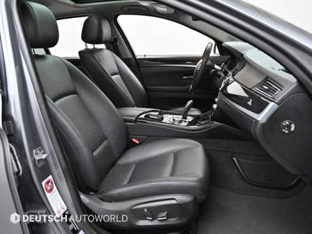 BMW 5-Series — photo 10
