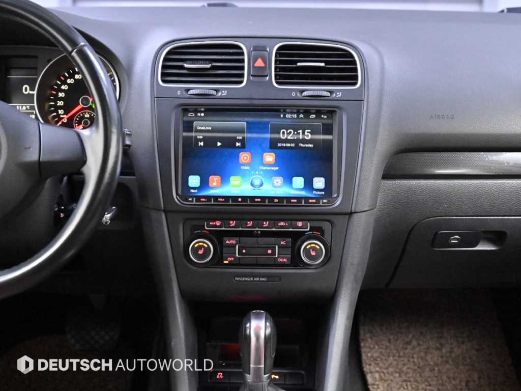 Volkswagen Golf — photo 14