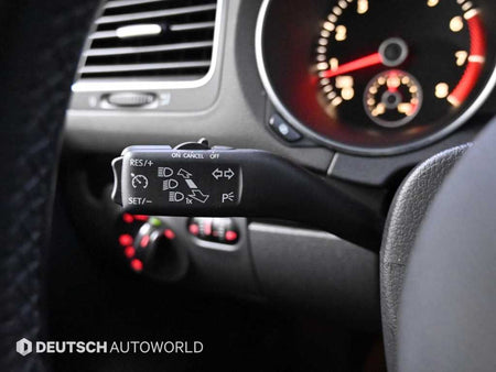 Volkswagen Golf — photo 18
