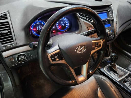 Hyundai i40 — photo 09