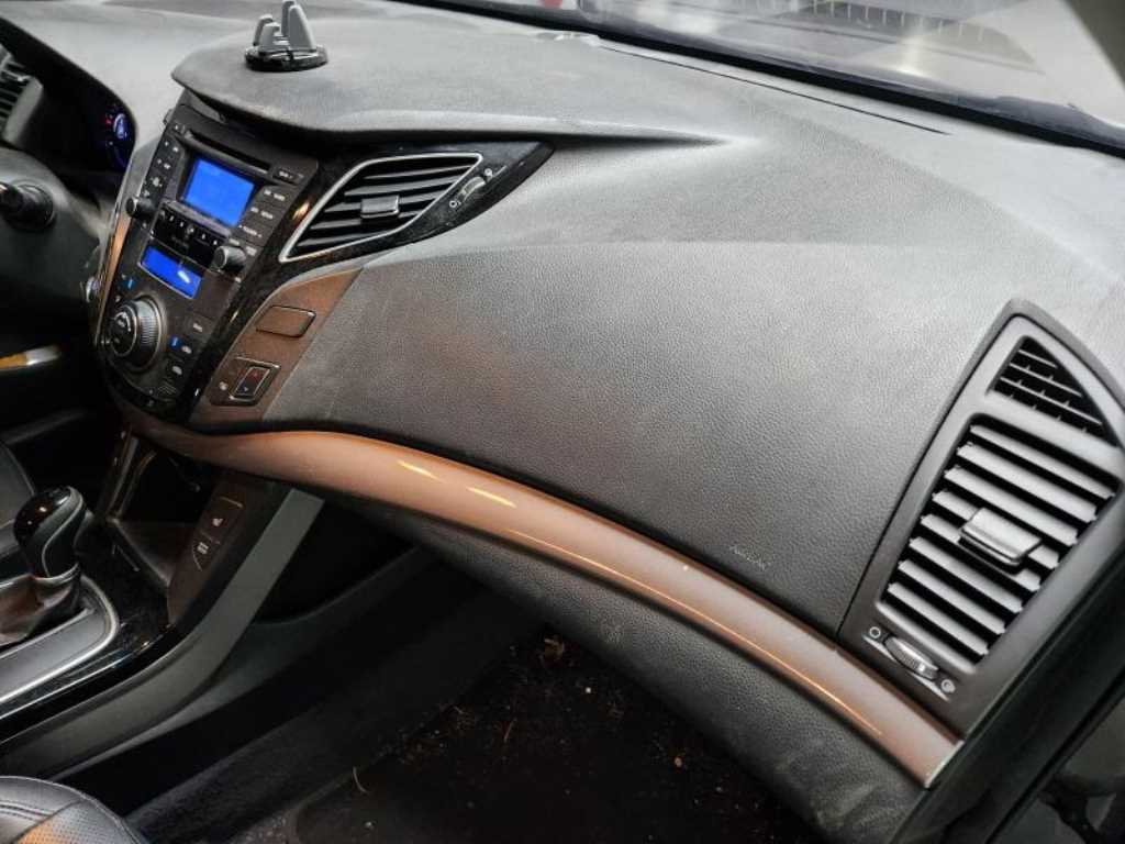 Hyundai i40 — photo 10