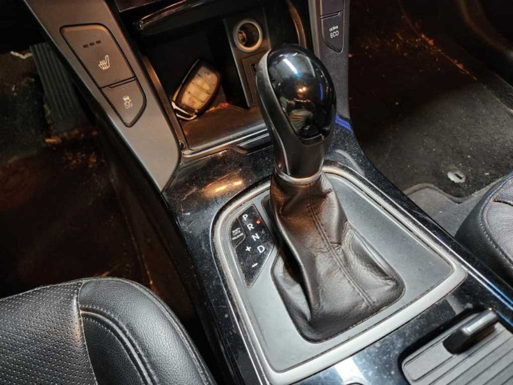 Hyundai i40 — photo 13