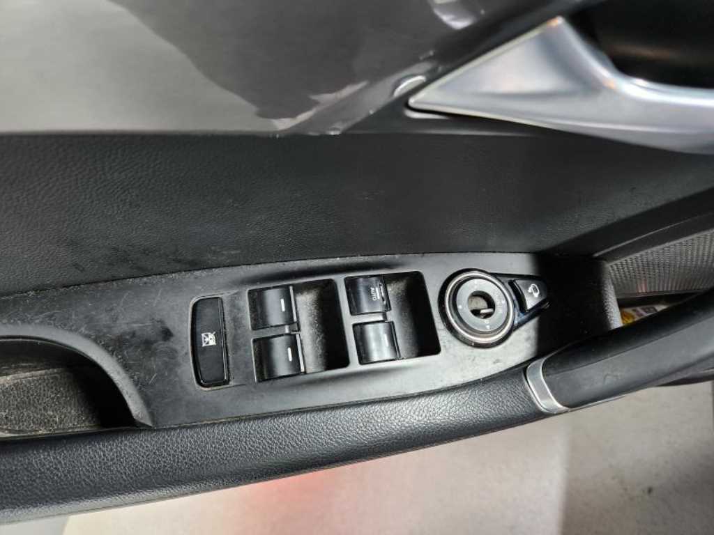 Hyundai i40 — photo 18