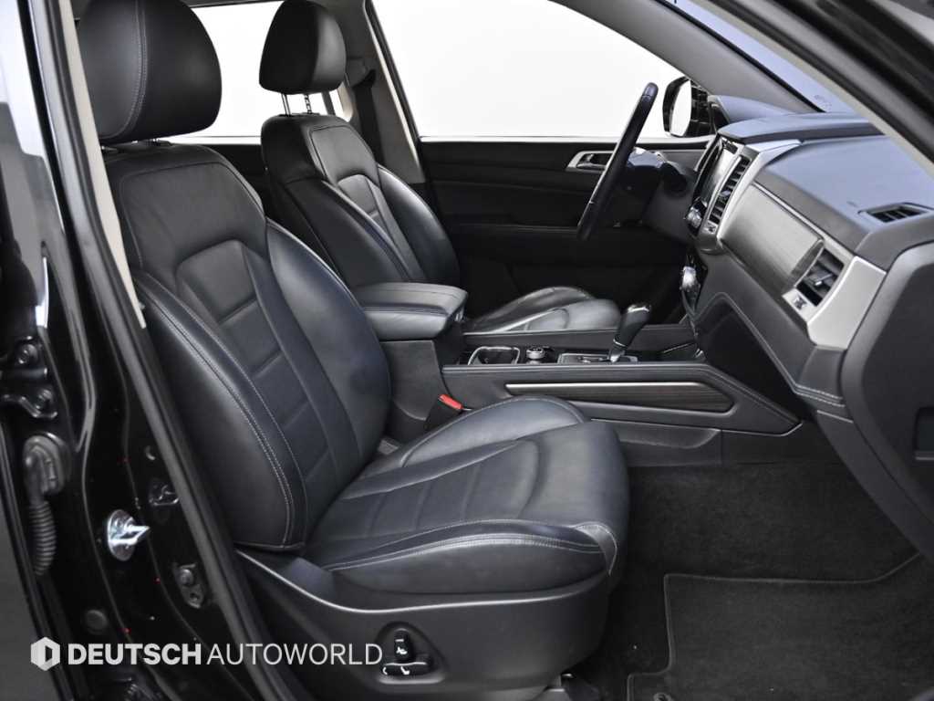 KGM Rexton — photo 10