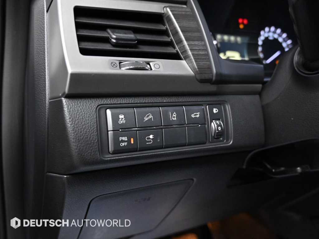KGM Rexton — photo 17