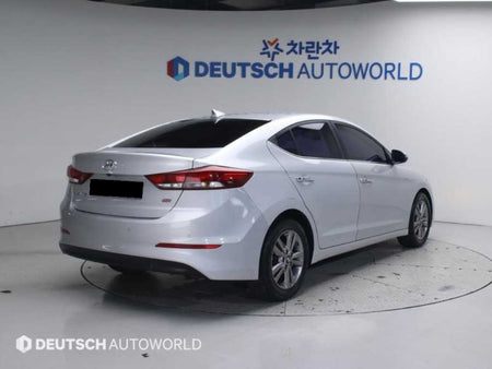 Hyundai Avante — photo 02