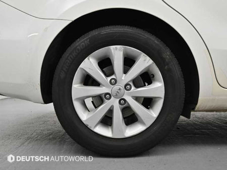 Kia pride — photo 05