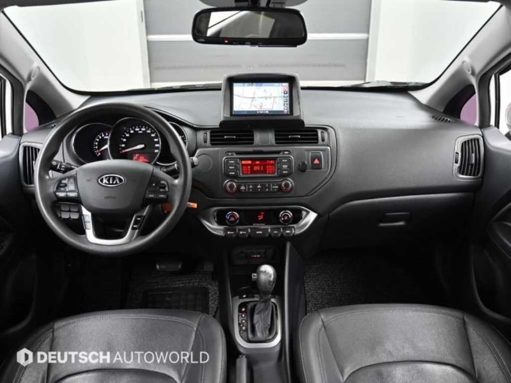 Kia pride — photo 07