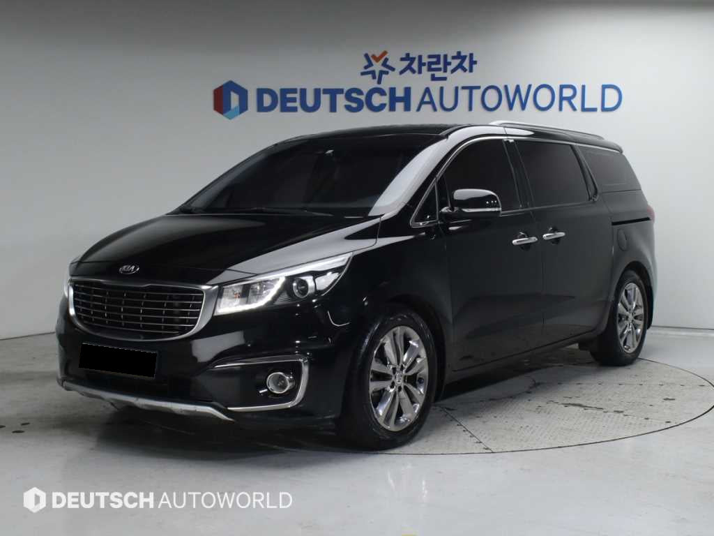Kia Carnival — photo 01