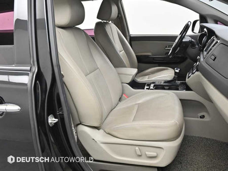 Kia Carnival — photo 10