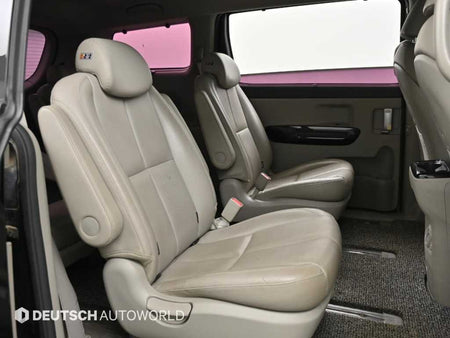 Kia Carnival — photo 12