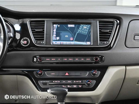 Kia Carnival — photo 14