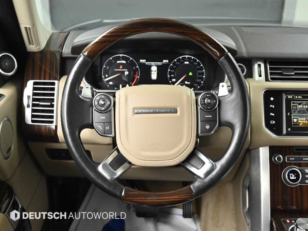 Land Rover Range Rover — photo 13