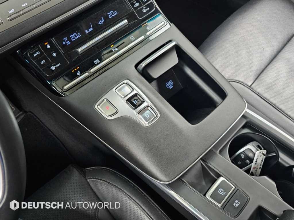 Hyundai Grandeur — photo 09