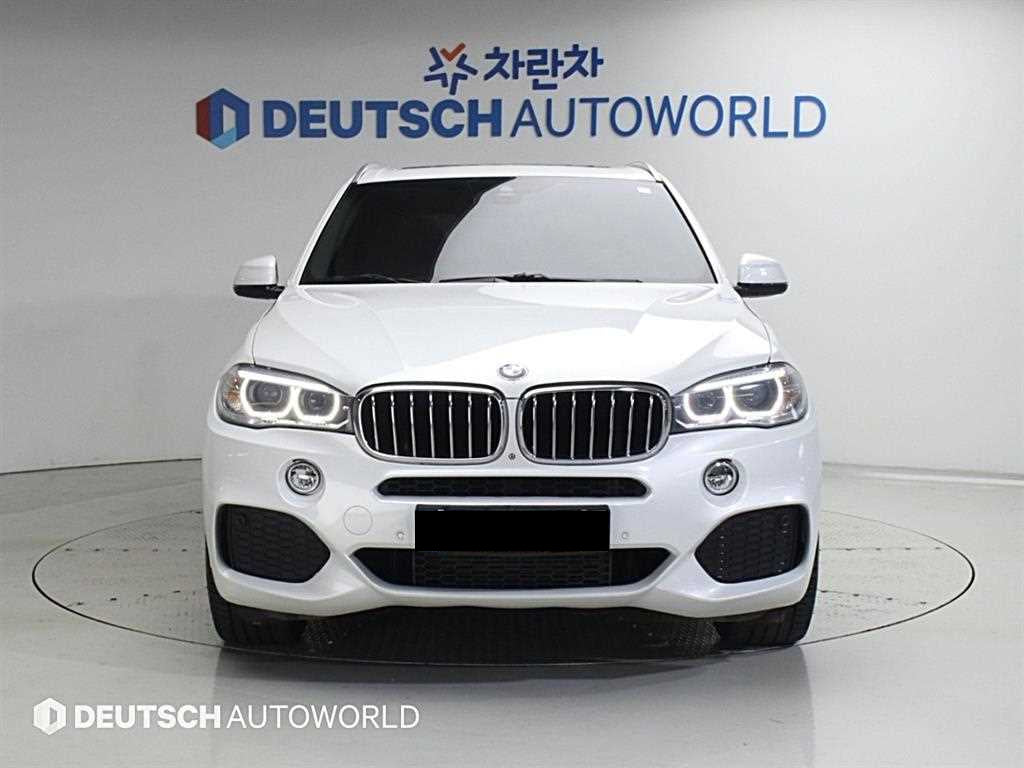 BMW X5 — photo 03