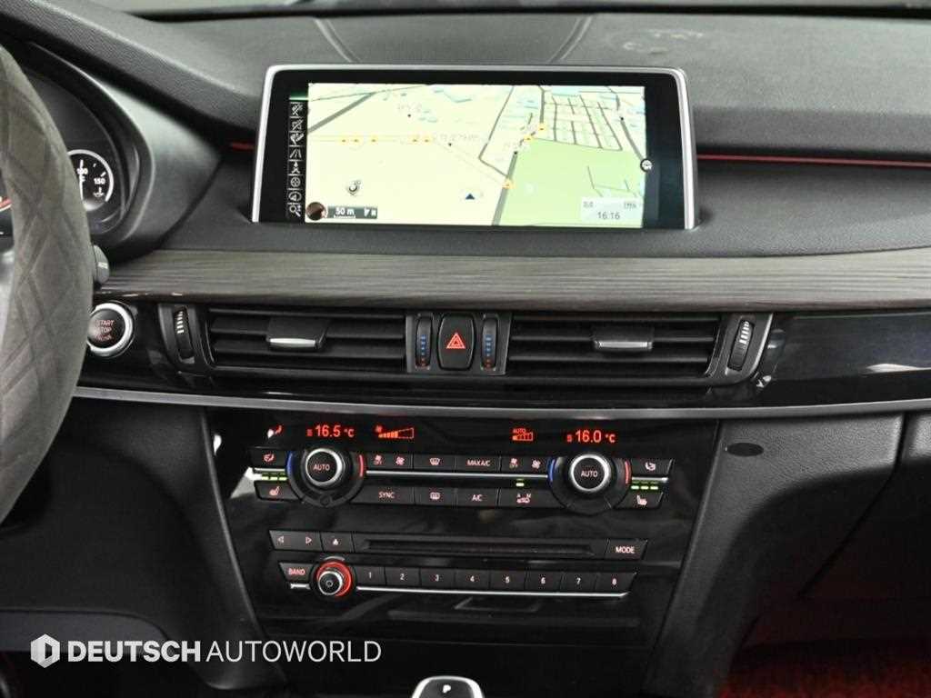 BMW X5 — photo 14