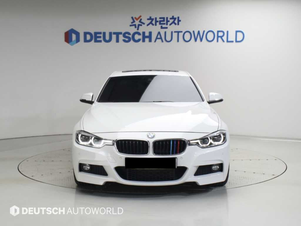 BMW 3-Series — photo 03