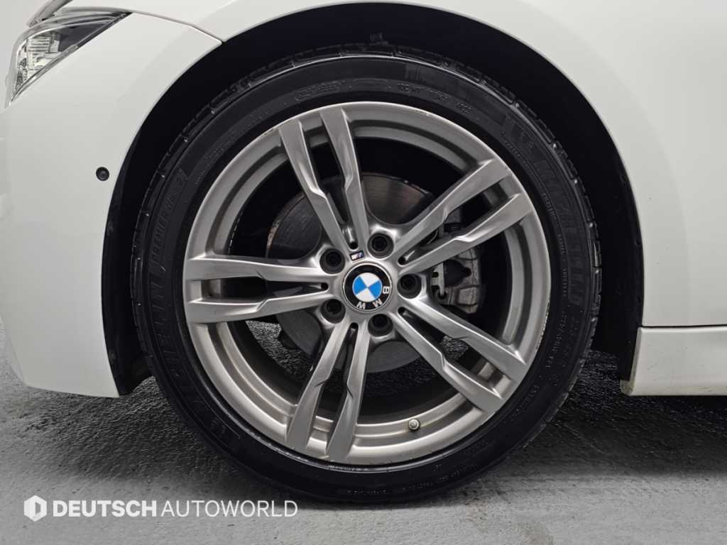 BMW 3-Series — photo 05
