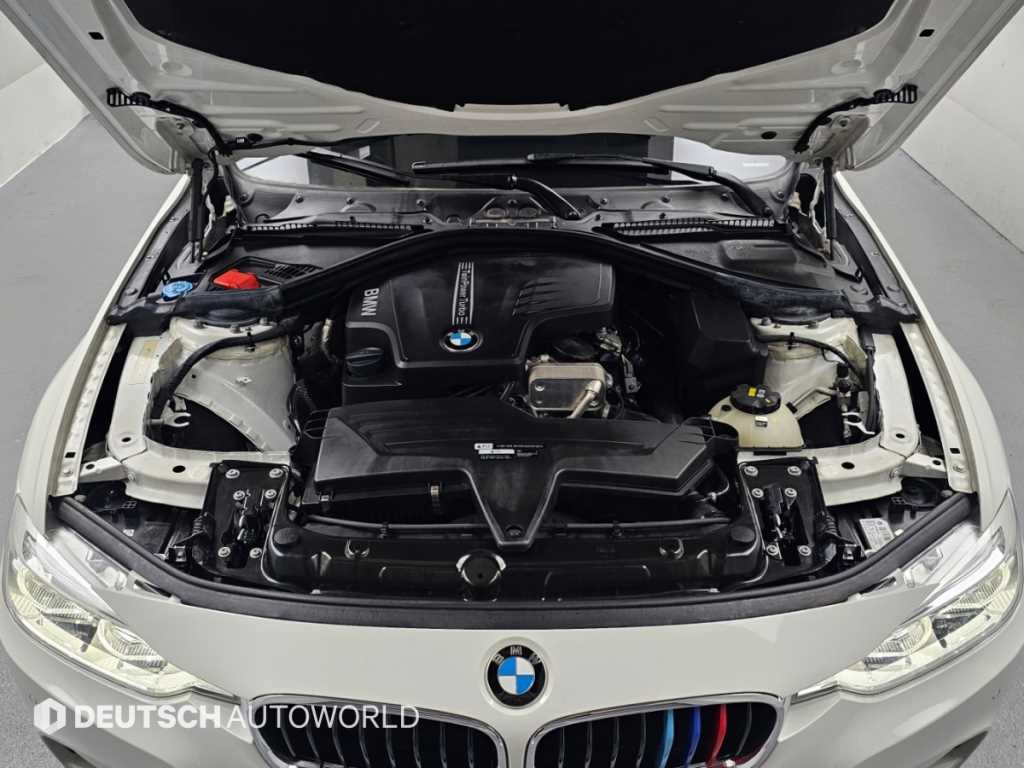 BMW 3-Series — photo 06
