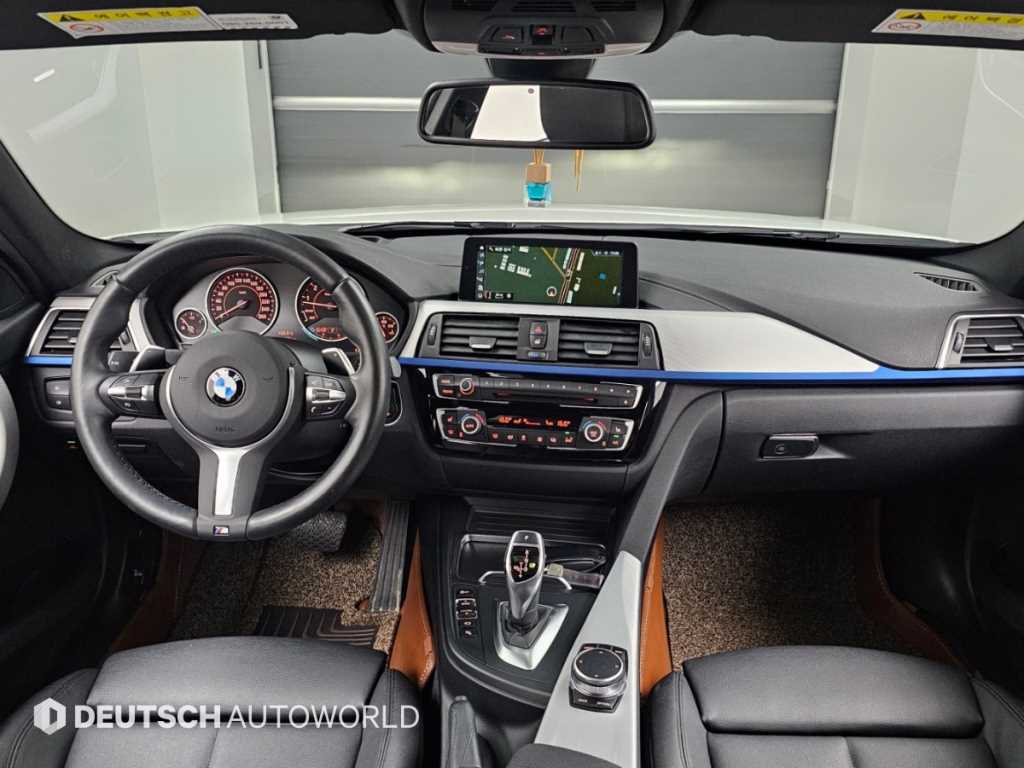 BMW 3-Series — photo 07