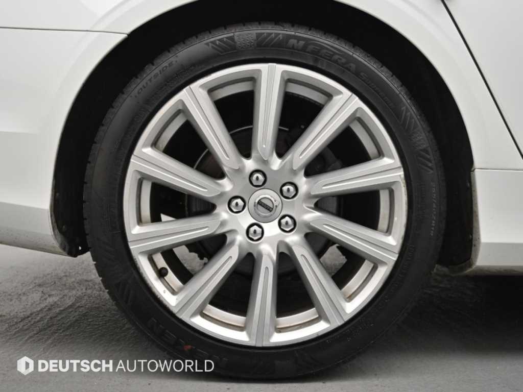 Volvo S90 — photo 05