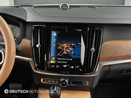 Volvo S90 — photo 14