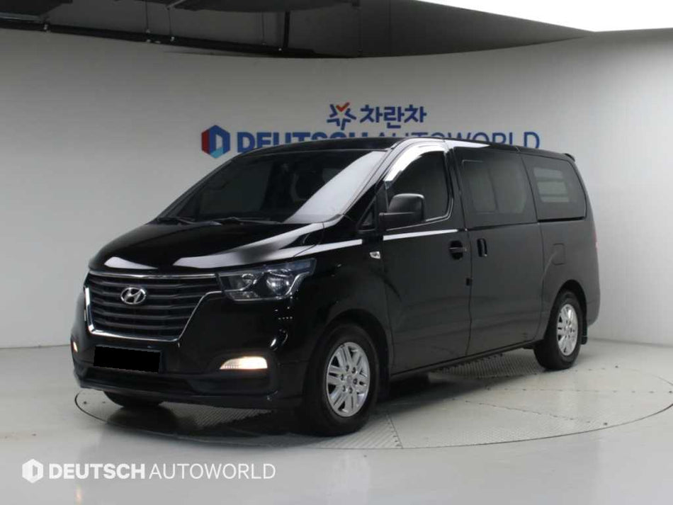 Hyundai Starex — photo 01