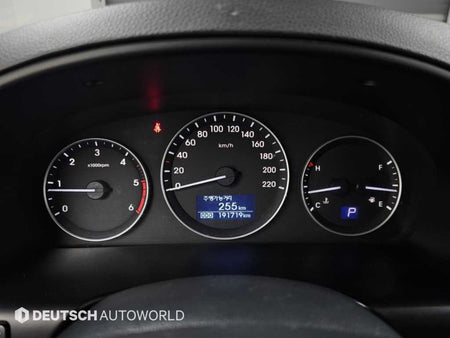 Hyundai Starex — photo 08