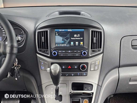 Hyundai Starex — photo 14